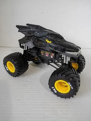 Hot Wheels Monster Jam BATMOBILE truck Batman scale 1:24 RARE black yellow  - Image 1 of 4