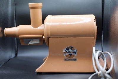 Exprimidor Champion Vintage 1/3 HP 1725 RPM World’s Finest Heavy Duty Masticating GE Foto 1 de 4