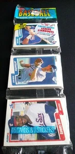 1990 Fleer Rack Pack Sammy Sosa Rookie Card on top  - Picture 1 of 2