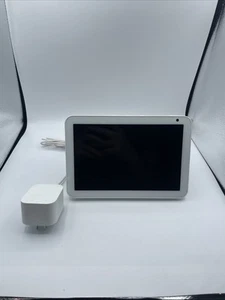 Amazon Echo Show 8 1st Gen Smart Display Speaker White C7H6N3 w/ Power Cord - Picture 1 of 10