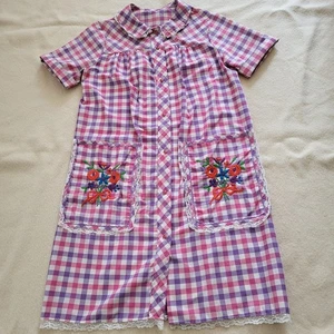 Vintage 70s House Coat Women's Size Medium Pink Purple Gingham Snap Front Dress - Picture 1 of 13