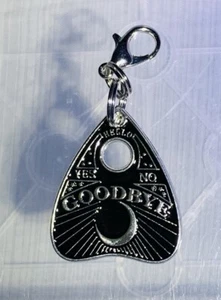 Dije de plancheta de tabla de ouija plateada tirador de cremallera y llavero ¡Añade clip! - Imagen 1 de 9