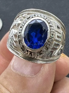 2010 Louis Armstrong M.S. School Graduation Ring Size 8.5 - Picture 1 of 7