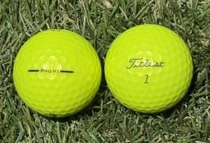 36 TRULY Mint 5A Titleist Pro V1 YELLOW *2025* Golf Balls - FREE SHIPPING! - Picture 1 of 1