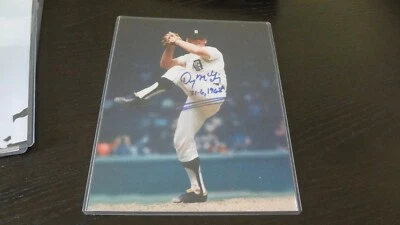 DETROIT TIGERS DENNY Mc LAIN  AUTOGRAPHED 8 X 10  PHOTOGRAPH  - Image 1 of 2