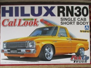 USED Aoshima 1/24 HILUX RN30 Cal Look Toyota Pick up truck Rare series japan - Picture 1 of 16