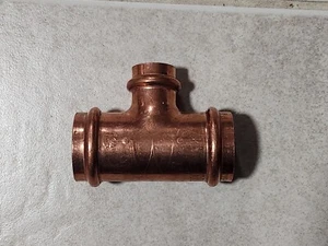 FNW KUPFERPRESSE 1 1/4" x 1 1/4" x 3/4" KUPFER T-STÜCK 5V3376070705 BRANDNEU! - Bild 1 von 1