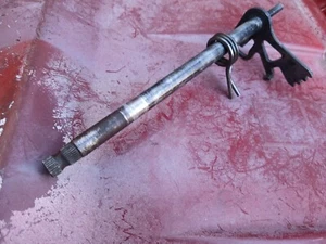 Yamaha xt350 55v Gear Lever Shaft Good Splines Xt 350 - Picture 1 of 3