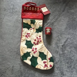 Yankee Candle Holly Christmas Stocking & Votive Candle Gift Bag NEW WITH TAGS - Picture 1 of 11