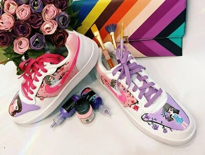 Zapatillas bajas Nike Ebernon para mujer, decoradas "Animaciones". Talla 7,5. NUEVO. Foto 1 de 3