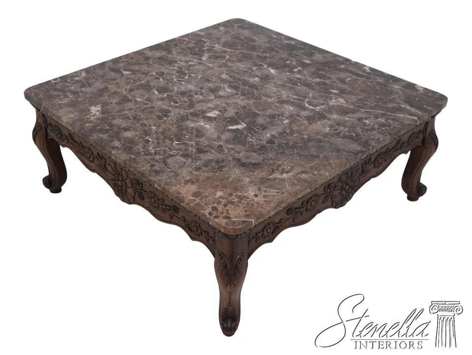 64046EC: Mesa de centro francesa estilo Luis XV con tapa de mármol tallada Foto 1 de 4