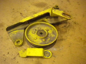 1987 John Deere SX95 mower deck clutch arm pulley mount bracket idler - Picture 1 of 1