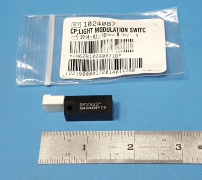Diffuse Photoelectric Sensor, GP2A22, Sharp , 9 to 15 mm, 0.40V, Rectangular - Image 1 of 4