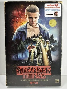 New STRANGER THINGS SEASON 1 BLU RAY DVD Target VHS 80s RETRO PACKING + POSTER - Bild 1 von 3