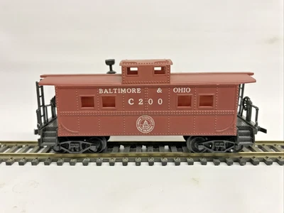 HO Scale, Life-Like 8543 Caboose, Baltimore & Ohio C200 in Original Box - Image 1 of 4