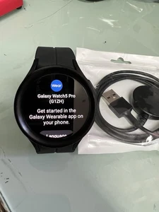 Samsung Galaxy Watch5 Pro SM-R920 45mm Titanium Case with D-Buckle Sport Band - - Photo 1 sur 4