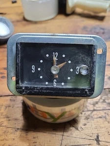 Horloge de tableau de bord Ford Mercury vintage 12v février 63 Ford - Photo 1/15