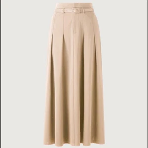 OGL Pin Tuck Midi Rock in Creme (ohne Gürtel) Gr. XS Workleisure Chic Minimalistisch - Bild 1 von 10