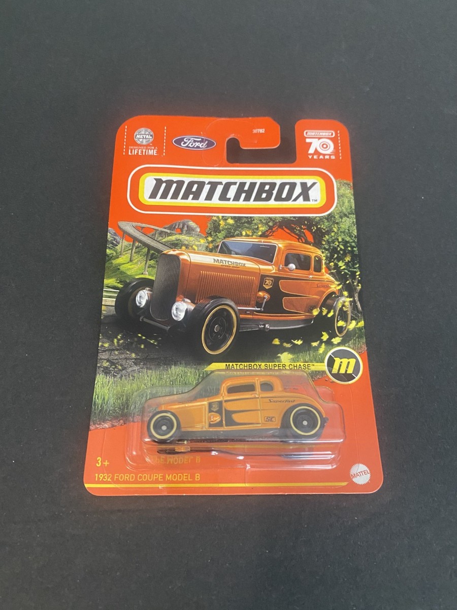 新品maisto☆1932フォード＆1965ポンティアック2台セット 新品maisto☆1932フォード＆1965ポンティアック2台セット Maisto