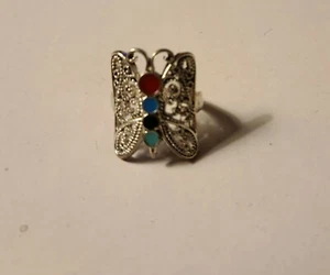Silberfarbener Schmetterling Ring mit Farben - Bild 1 von 2