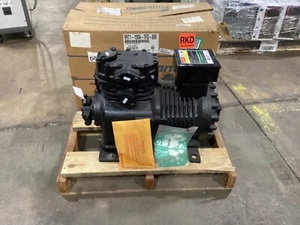 Copeland 9RT1-150A-TFD-800 Semi-Hermetic Compressor 3PH 460V #32CK*OHAT14 - Picture 1 of 6