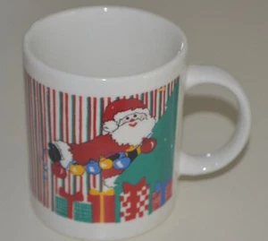 WEIHNACHTSMANN KAFFEETASSE/TASSE MIT ORNAMENTEN - Bild 1 von 2
