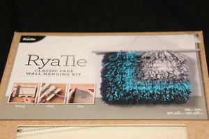 RyaTie clásico desvanecimiento colgante de pared pestillo gancho kit 12x12 pulgadas - Imagen 1 de 1