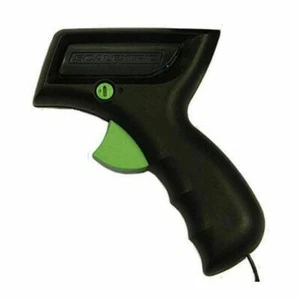 CONTROLADOR DE MANO LIMITADOR DE VELOCIDAD SCALEXTRIC C8437 VERDE USO ANALÓGICO + TRAJE MICRO - Imagen 1 de 4