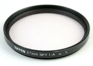 U201463 Tiffen 67mm Skylight (1A) Filter - Picture 1 of 1