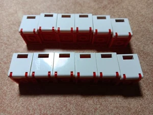 LEGO BULK LOT OF 12 RED CONTAINER BOX & WHITE SLOT DOOR - Picture 1 of 2