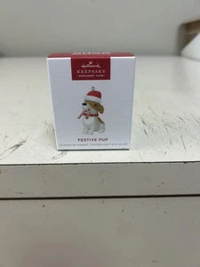 HALLMARK 2025 KOC EXCLUSIVE ORNAMENT FESTIVE PUP NEW IN BOX - Picture 1 of 1