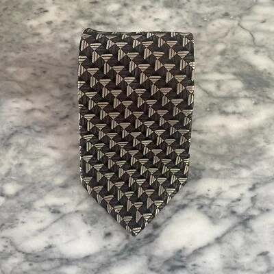 Geoffrey Beene Men's 100% Silk Black Gray Geometric Jacquard Necktie~4" J173 - Image 1 of 4