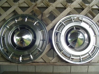 TWO 1960 60 BUICK LESABRE ELECTRA HUBCAPS WHEEL COVERS CENTER CAPS VINTAGE - Image 1 of 4
