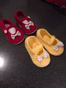 Handmade crochet baby shoes/ Pram Shoes for baby girls and boys from 0-12 Months - Picture 1 of 8