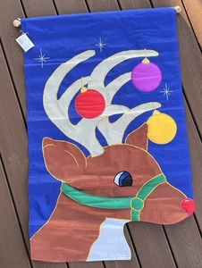 NOS Vintage Weihnachten 3D Rentier Ornament dekorative getuftete Flagge 28”X44” NCE 1996 - Bild 1 von 13