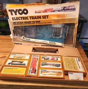 TYCO SPIRIT OF 76 Electric Train Set HO Scale BICENTENNIAL  #7305 Incomplete - Picture 1 of 21