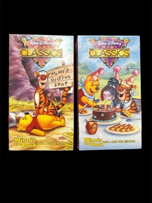 Lot of 2 Walt Disney Winnie The Pooh VHS Tapes Mini Classics NEW SEALED Vintage Foto 1 de 3