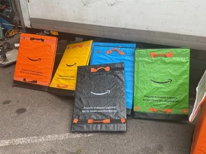 Amazon Bags Delivery  Excellent Condition No Holes All Zip Working Reusable Bag￼ - Picture 1 of 6