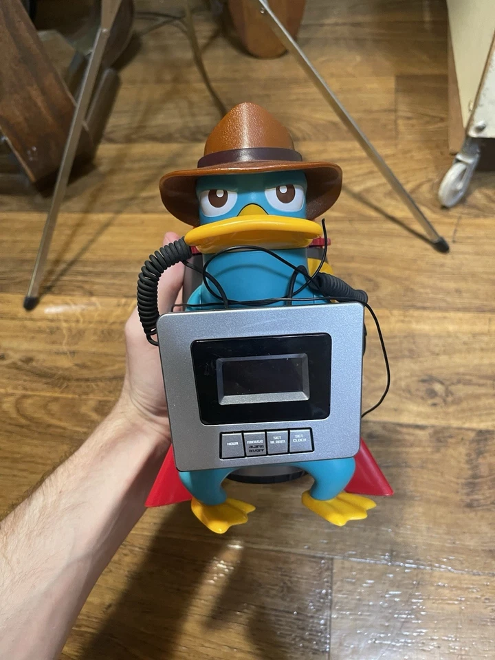 Radio Reloj Despertador Disney Perry Platypus Awake-Inator Phineas & Ferb Tiene Problemas  Foto 1 de 4