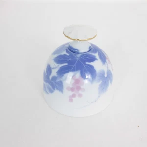 Bells of the World's Great Porcelain Houses - Fukagawa - Picture 1 of 8