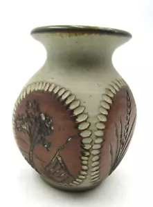 Rob Fierek, Cornwall Studio Pottery, Square/Round Vase. 13cm Tall, 8cm Rim Dia. - Picture 1 of 8
