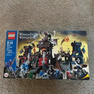 New in Sealed Box LEGO Knights' Kingdom II Vladek's Dark Fortress (8877) - Picture 1 of 4