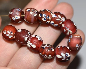 Antigua lámpara de vidrio floral veneciana roja elegante cuentas corazón blanco comercio africano - Imagen 1 de 3