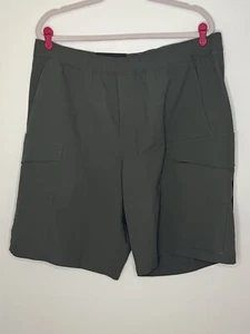 NWT Size XXL Lululemon Men's Cargo Pocket Short MEOL Medium Olive 10" inseam - Picture 1 of 7