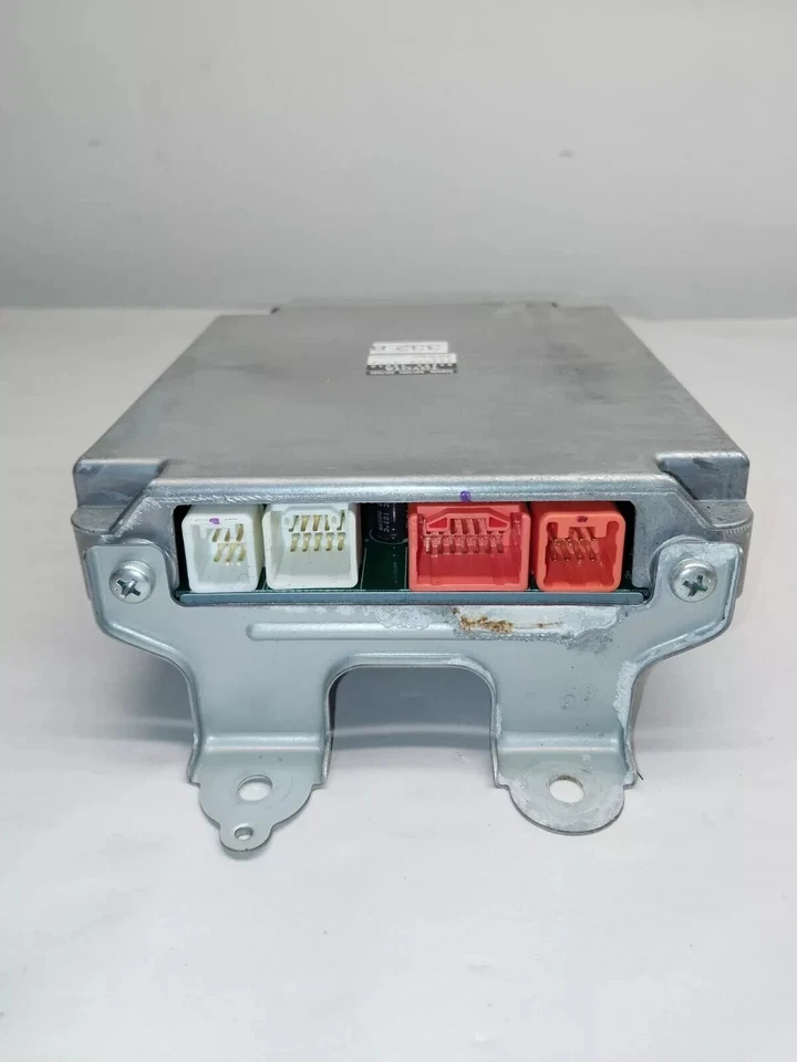 89892-48010 Módulo de control de batería ordenador Toyota Highlander 2006-2010 Foto 1 de 4