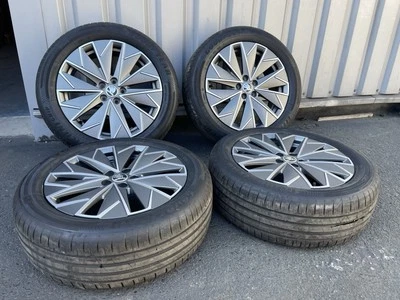 Original Skoda Kamiq Sommerräder 17 Zoll Sommerreifen Alufelgen 205 55 17 NW4 - Bild 1 von 4