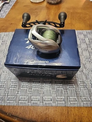 Carrete de pesca Shimano Tranx 400HG Baitcasting con caja ¡Bonito!! Foto 1 de 4