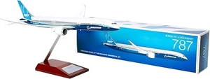 Modelo de avión Boeing 787-10 Dreamliner a escala 1/200 de plástico - Imagen 1 de 8