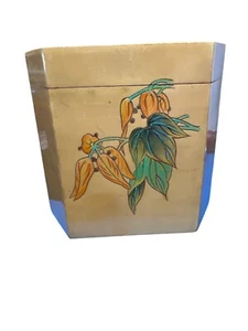 Scatola portaoggetti vintage asiatica in legno esagonale floreale mauchline con coperchio tè - Foto 1 di 5