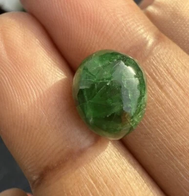 10.8 Ct Natural Tsavorite Cabochon - Image 1 of 4